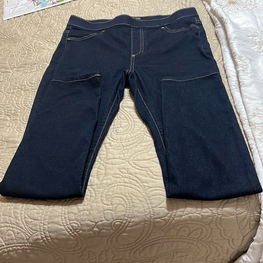 Leggings by Vera Vang